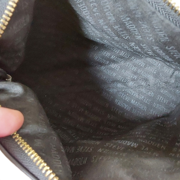 Steve Madden Black small purse - Picture 2 of 7